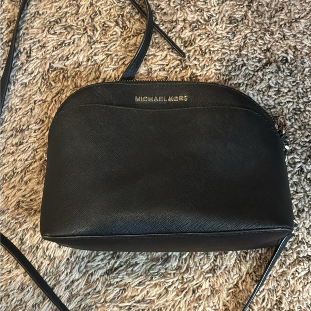 Black Micheal Kors crossbody bag